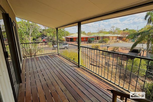 18 Kurrajong Court - Photo 1