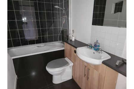 2 bedroom terraced house to rent - Photo 5