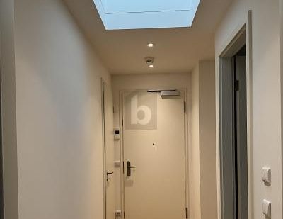 MODERN UND RUHIG IM DACHGESCHOSS - Foto 1