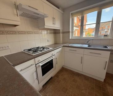 2 bedroom terraced house to rent - Photo 1
