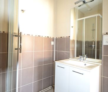 Location Appartement 1 pièce 13m² GANNAT 03800 - Photo 5