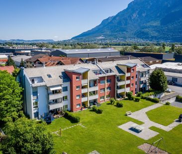 Your home with a seat - Photo 3