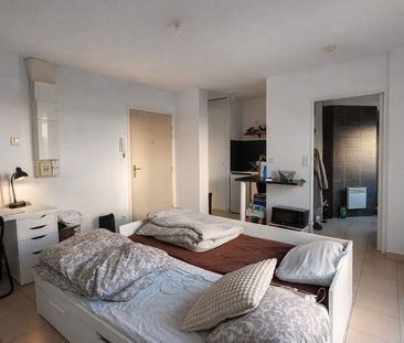 Location Appartement 1 pièce 23m² - Photo 2