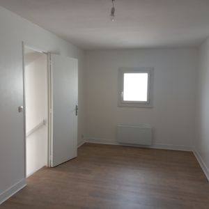 Location Appartement 2 pièces 49m² VAUJOURS 93410 - Photo 2