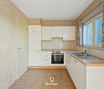 Energiezuinig appartement met 2 slpks en ruim terras te Hasselt! - Photo 3