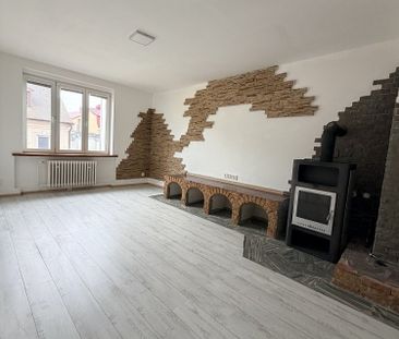 Pronájem bytu 2+1 77 m² - Photo 1