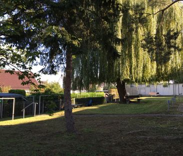 Gemütliche 3-Raum-Wohnung mit Badewanne und sonnigem Balkon - Foto 3