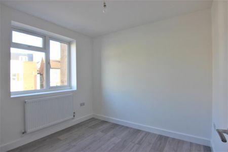 4 bedroom maisonette to rent - Photo 3