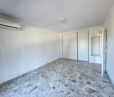 Location Appartement 1 pièce 31m² CAGNES SUR MER 06800 - Photo 2