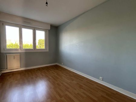 ESSEY LES NANCY BEL APPARTEMENT RÉNOVÉ DE 94m2 - Photo 3