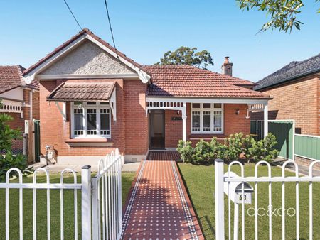 63 Heighway Avenue, Croydon NSW 2132 - House For Rent | Domain - Photo 5