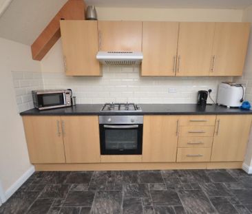 1 bedroom house of multiple occupation to rent - Photo 4