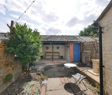 3 bedroom end of terrace house to rent - Photo 6