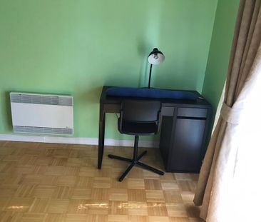 Chambre meublée pour homme à louer à Longueuil - Photo 2