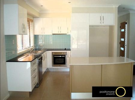 Stunning Property in Carina - Your Perfect Living Space Awaits! - Photo 4