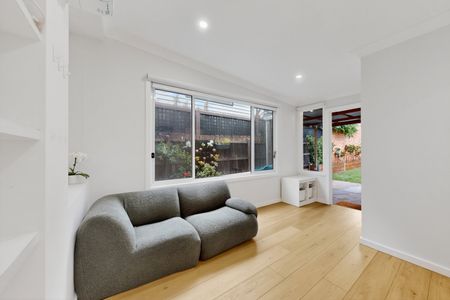 11 George Street, Richmond VIC 3121 - House For Rent | Domain - Photo 2