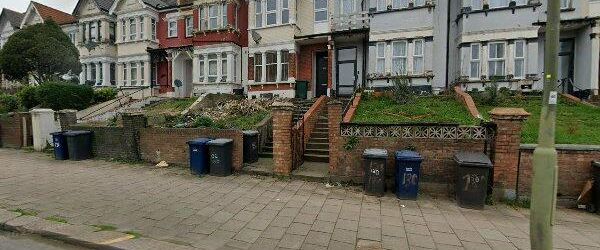 Room in a Shared House, West Hendon Broadway, NW9 - Photo 1