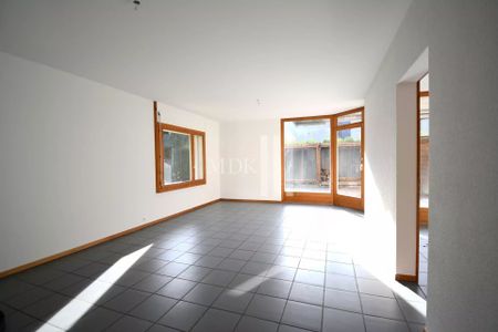To rent a 4.5-room villa in Monthey - Photo 4
