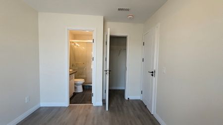 For Lease - 370 Fisher Mills Road Unit# C48, Cambridge, Ontario - Photo 4