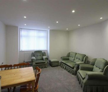 Belmont Road Lower Flat, Southampton, SO17 - Photo 5