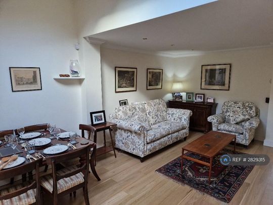 4 bedroom semi-detached house to rent - Photo 1