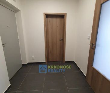 Pronájem designového apartmánu 2+kk se saunou, výhled na Labe – Vrc... - Фото 5