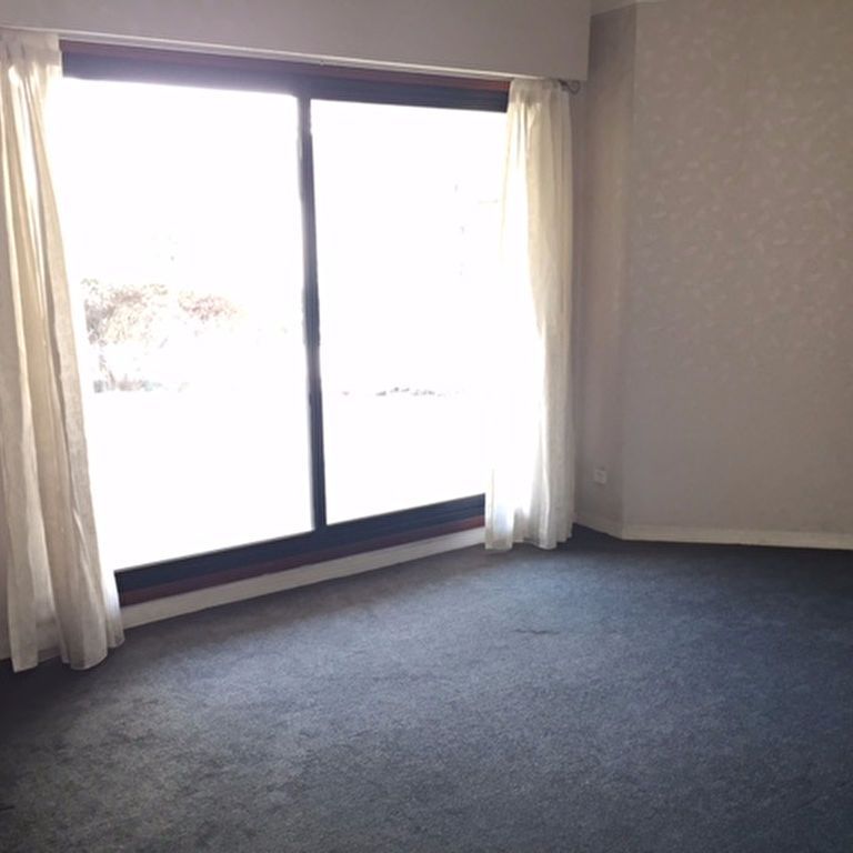 Location Appartement 2 pièces 47m² BOURG LA REINE 92340 - Photo 1