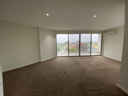 21/12-20 Tyler Street, CAMPBELLTOWN NSW 2560 - Photo 3