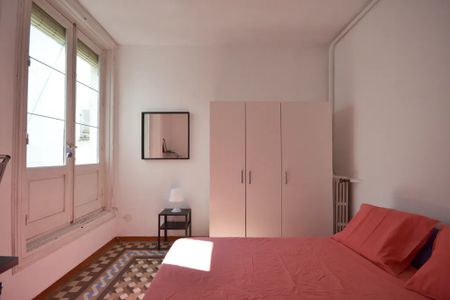 Calle de las Fuentes, Madrid, Community of Madrid 28013 - Photo 2