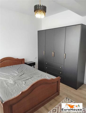 Apartament 3 Camere De Inchiriat in Alba Iulia Utilat Si Mobilat Complet - Fotografie 2