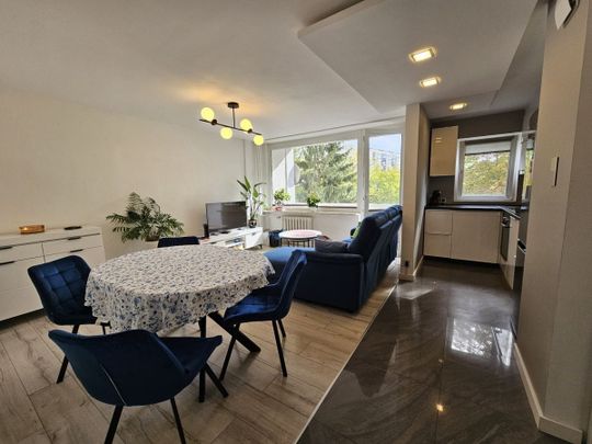 Jasne 3 pokoje z loggią w zieleni Mokotowa 52.68 m² - Photo 1