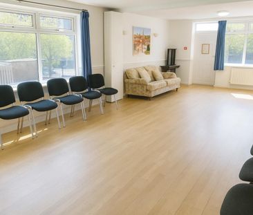 8 bedroom Flat To Let Total Size: 2918 SQ FT - Photo 5