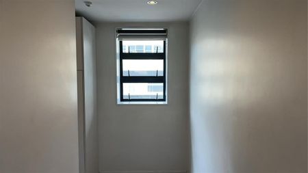 A Trendy New Studio, Architecturally Designed and Built - Photo 2