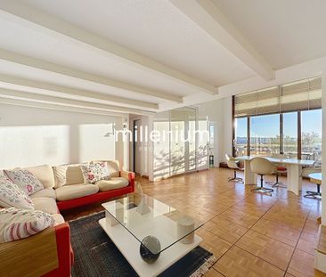 Furnished apartment with balcony near the UN - Photo 4