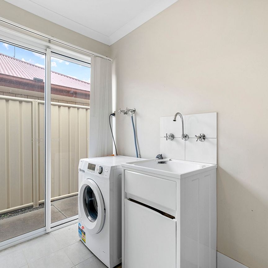15 Biarritz Street, 5115, Munno Para West Sa - Photo 1