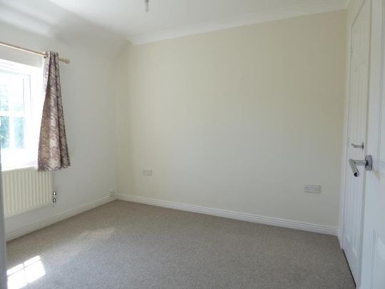 Spoonbill Close, Quedgeley - Photo 1