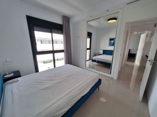 Apartamento de alquiler en Los Arenales del Sol - Photo 1