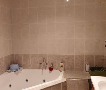 3 BEDROOM TOWNHOUSE! - Photo 5