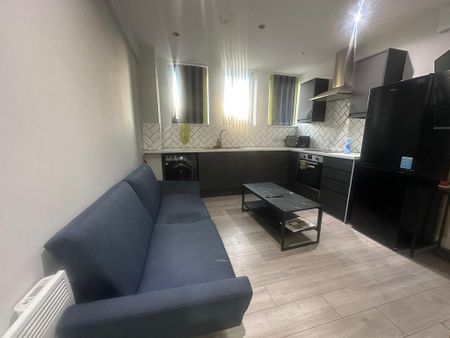 1 bedroom duplex to rent - Photo 3