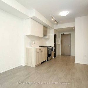 Dundas St E & Jarvis St Luxurious 1Bdrm +Den Near Eaton Centre - Photo 2