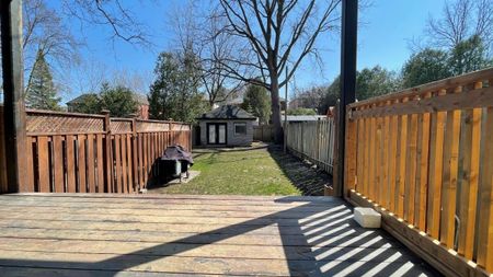 For Lease - 231 Hillsdale Avenue Unit# 1st Floor, Toronto, Ontario - Photo 3