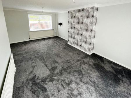 Coniston Road, Grangetown, Middlesbrough, North Yorkshire, TS6 7QH - Photo 2