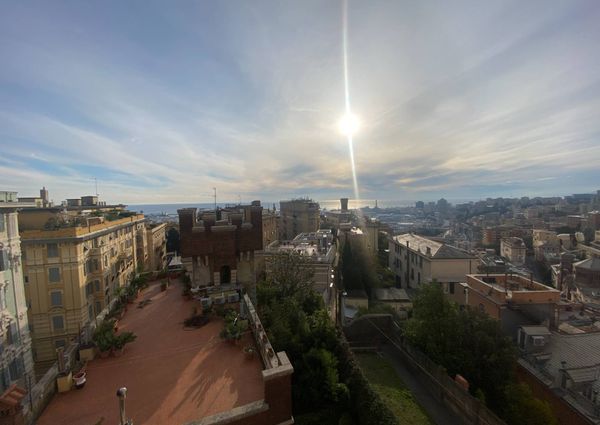 Appartamento in affitto - Castelletto (Genova)