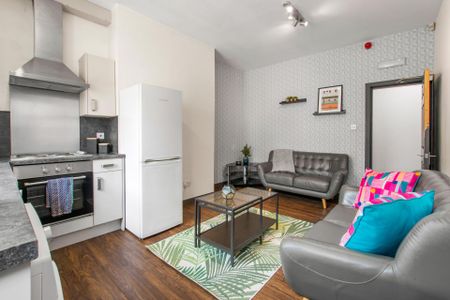 15 HYDE PARK TERRACE Leeds - LS6 1BJ - Photo 4