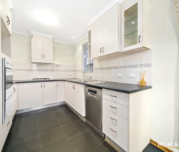 10 Cassia Crescent, Queanbeyan NSW 2620 - House For Rent | Domain - Photo 3
