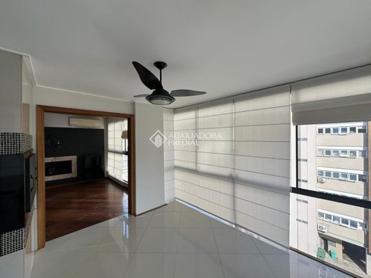 Apartamento com 2 quartos e 90m² para alugar em Bela Vista, Porto Alegre. - Photo 1