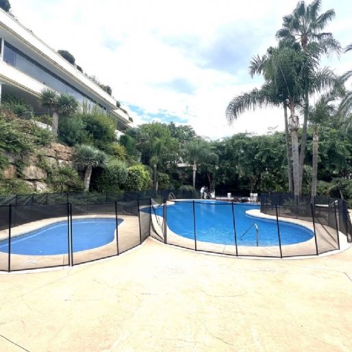 3 Bedroom Apartment For Rent in The Golden Mile, Málaga - Photo 1