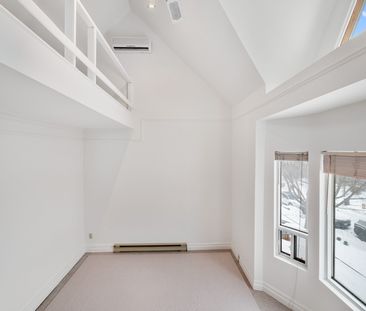 For Lease - 55 Eastmount Avenue Unit# Upper, Toronto, Ontario - Photo 3