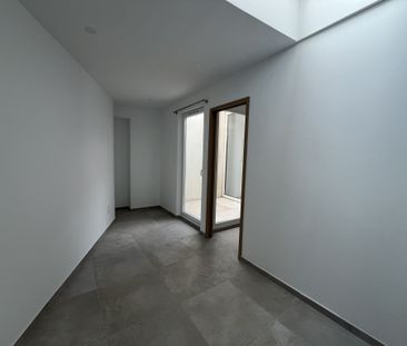 Location Appartement 2 pièces 30m² MARSEILLE 7ème - Photo 2