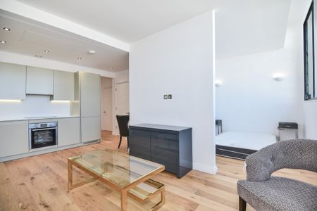 Western Avenue, Greenford, UB6 flat to rent - Photo 2